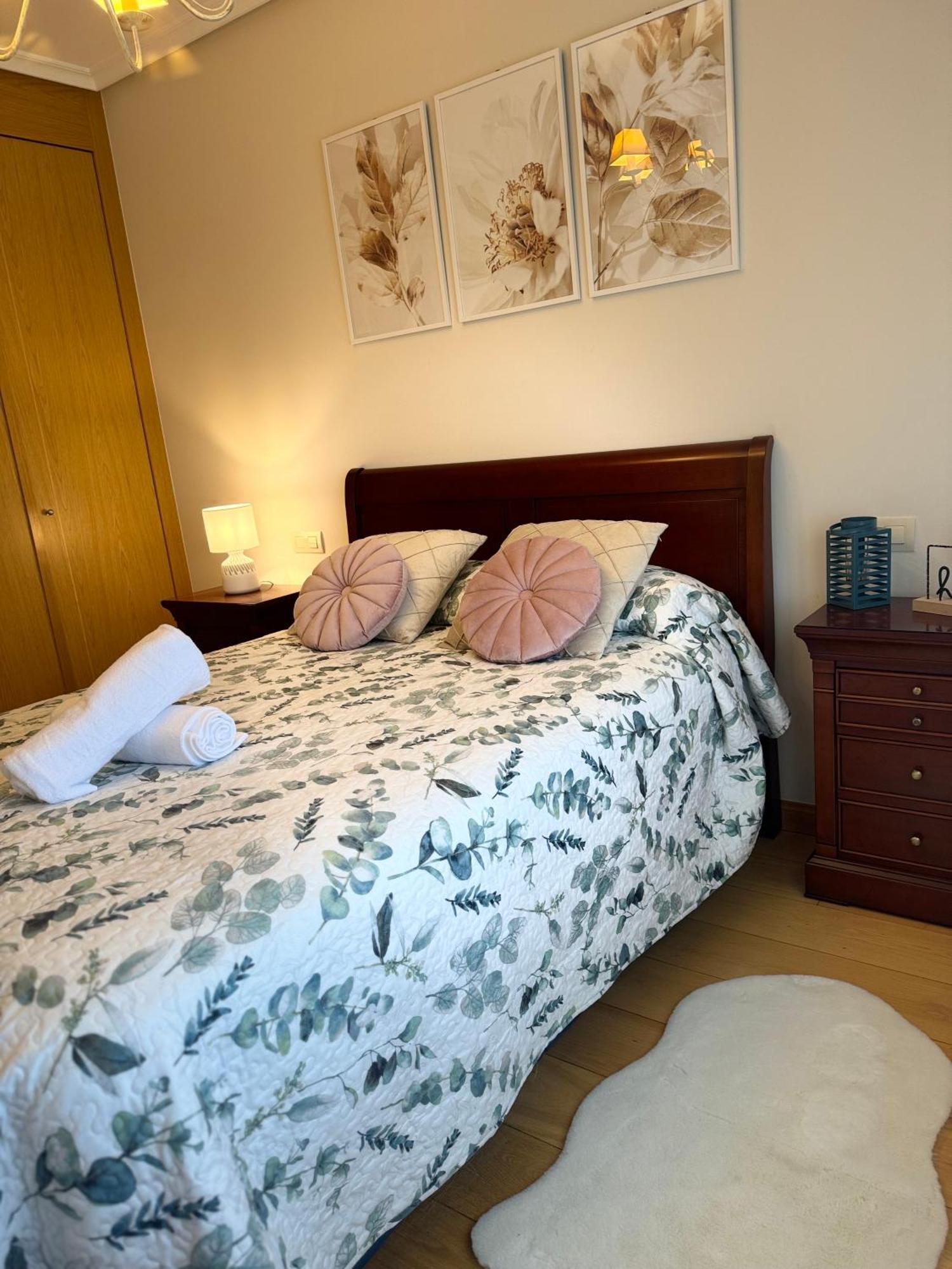 Habitaciones De Lujo Con Hermosas Vistas A La Cuidad Burgo Εξωτερικό φωτογραφία